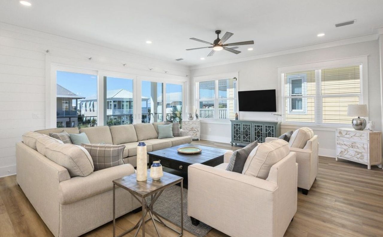 Rosalie Drive Residence